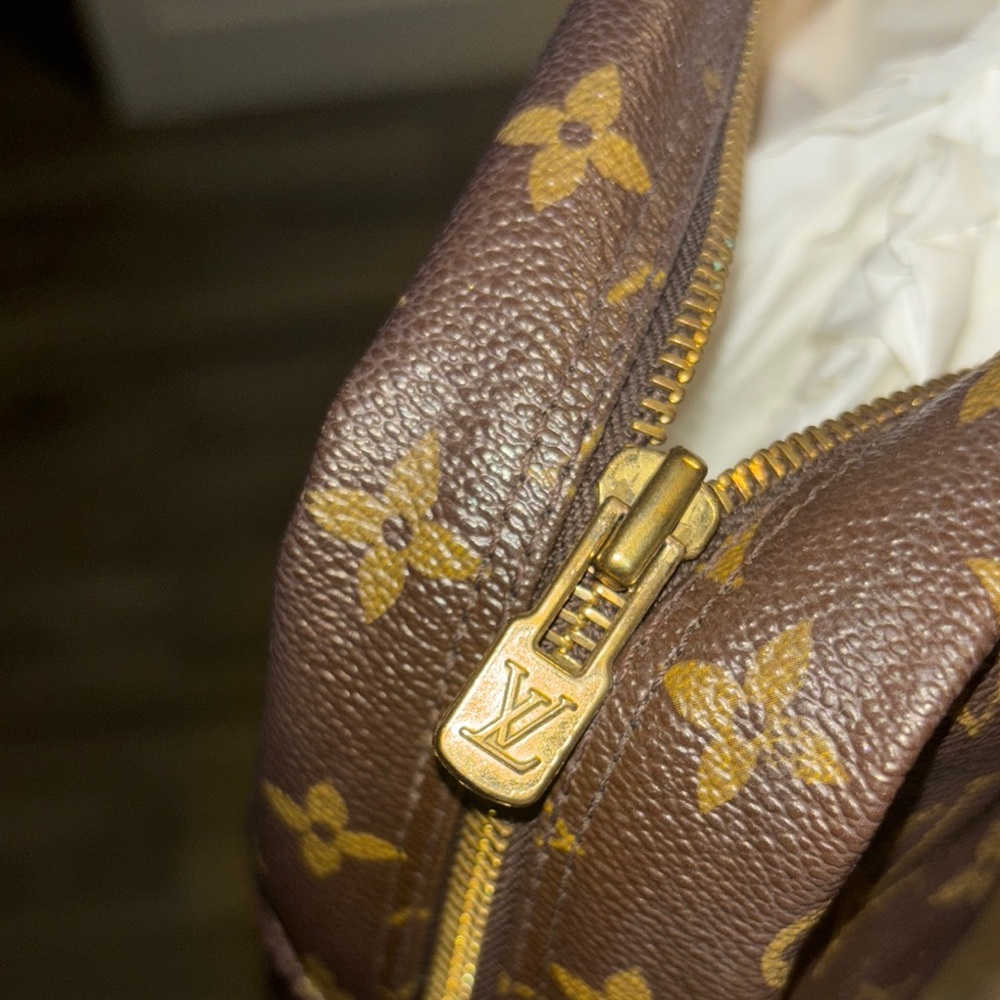 Louis Vuitton Brown Monogram Toiletry Bag - Picture 7 of 7